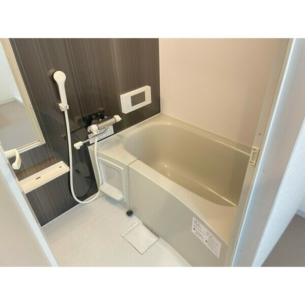 FRENCIA NOIE名駅 風呂画像