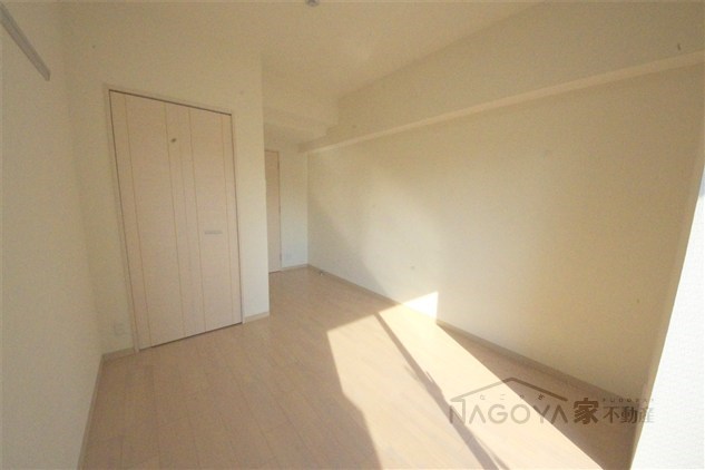 フローライト上前津 ベッドルーム