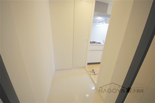 COZY阿由知通 玄関