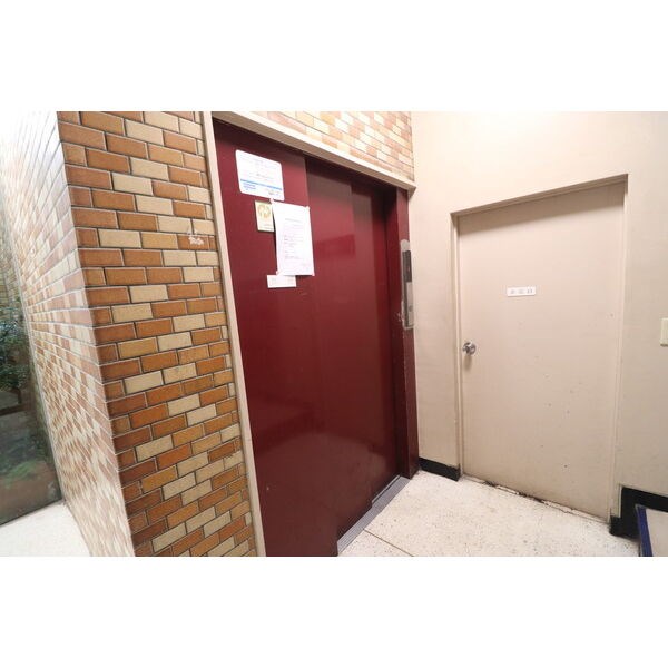 ママビル その他外観1