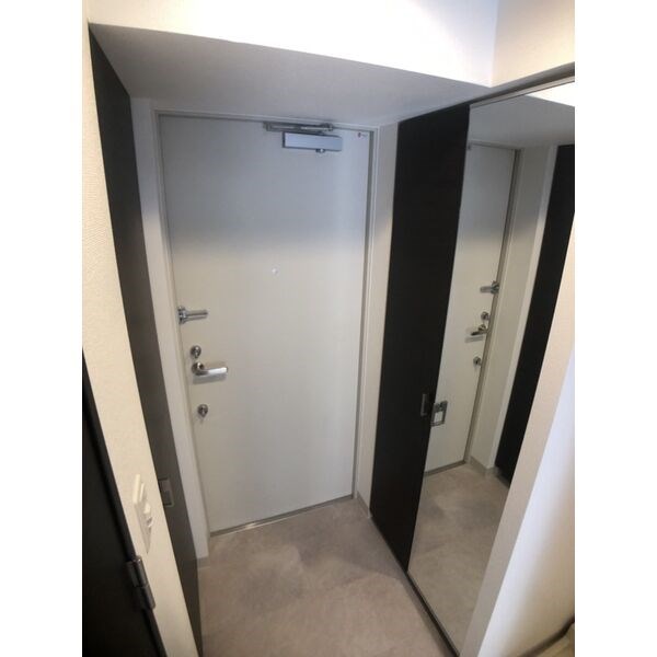 エステムコート名古屋セントリア 玄関