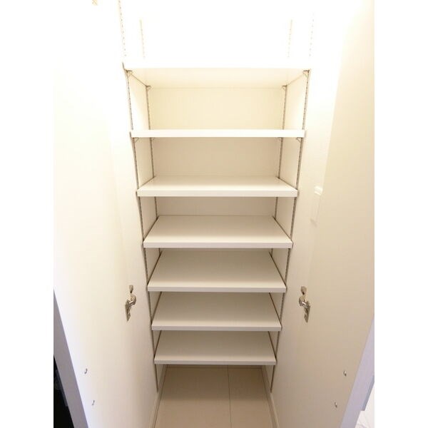 ディアレイシャス浅間町Ⅲ 玄関