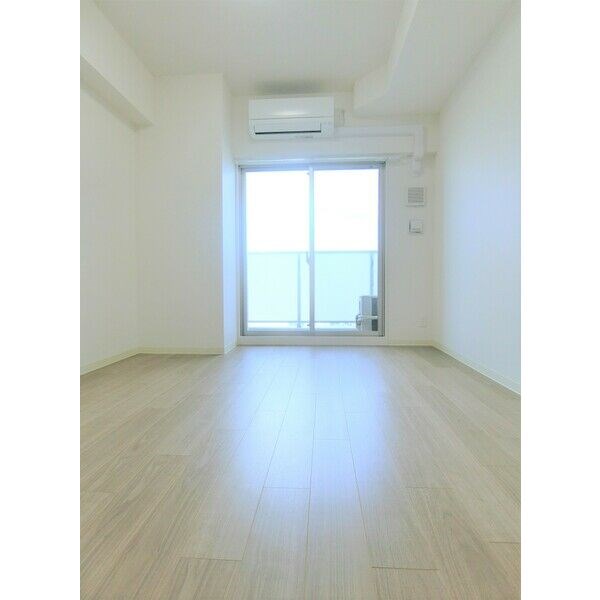 ディアレイシャス浅間町Ⅲ リビング