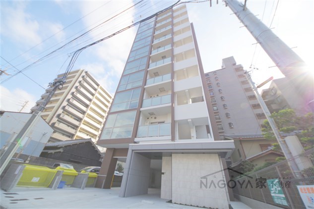 BERG IZUMI 外観写真