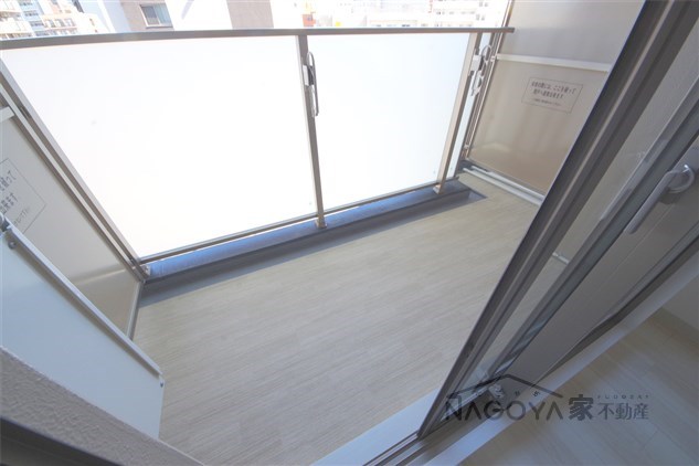 エステムコート名古屋新栄Ⅱアリーナ ベランダ