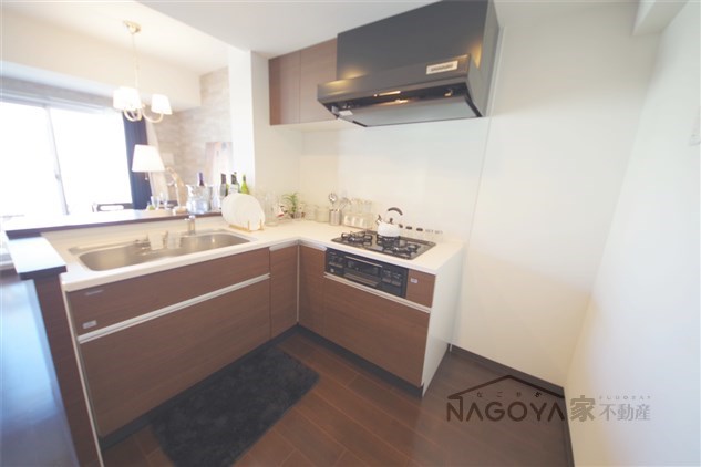 ラヴィータ泉 キッチン