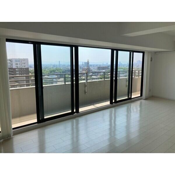 アドリーム八事雲雀ヶ岡 ベランダ