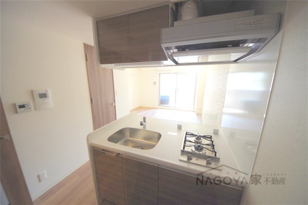 プレサンスTHE栄 キッチン