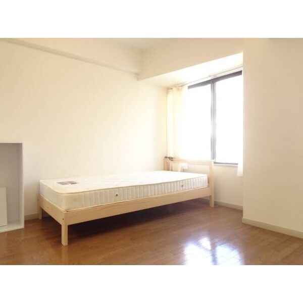 サンローラン泉 ベッドルーム