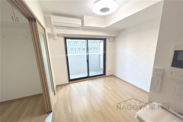 エステシア上前津 リビング