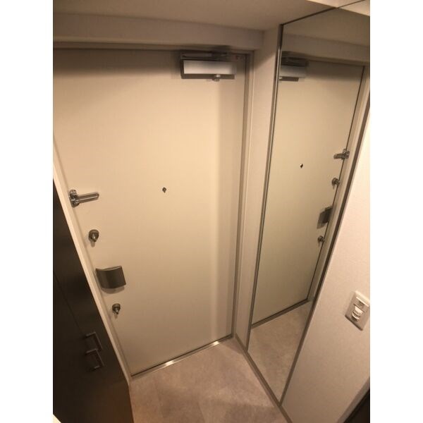 エステムコート名古屋サウスネクスト 玄関