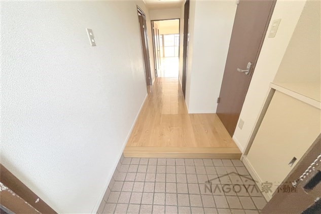 エクセル覚王山 玄関