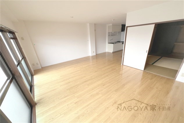 エクセル覚王山 リビング