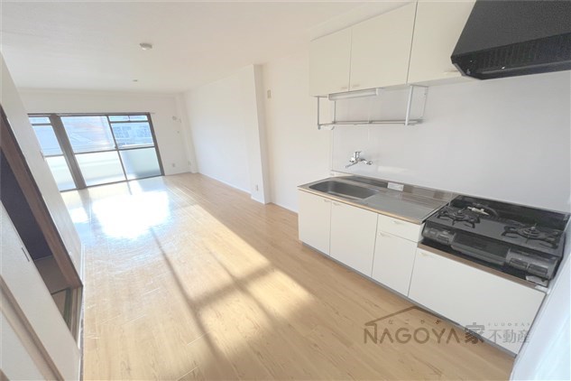 エクセル覚王山 キッチン