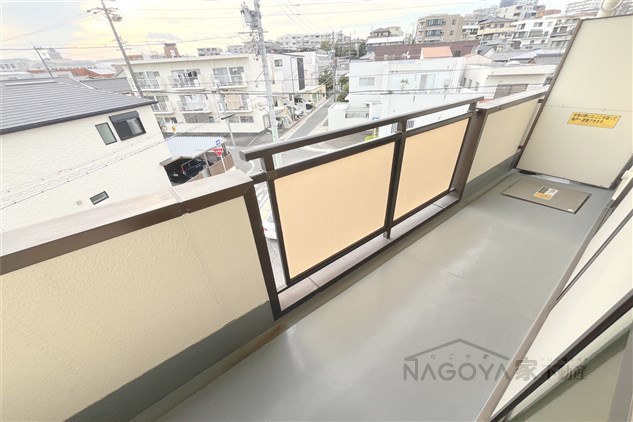 エクセル覚王山 ベランダ