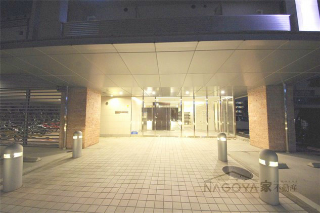 La Douceur今池 エントランス