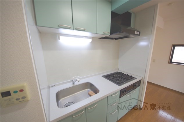 アーバンラックス今池 キッチン