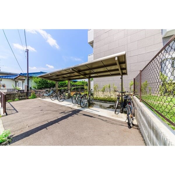 クレッセンド清水ヶ岡 その他外観2