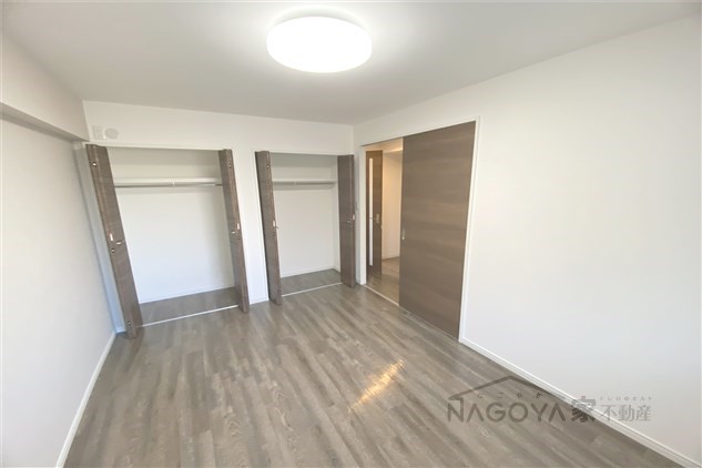 クレッセンド清水ヶ岡 ベッドルーム