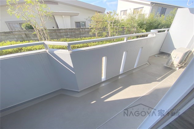 クレッセンド清水ヶ岡 ベランダ