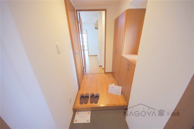 ガーディアン白金 玄関