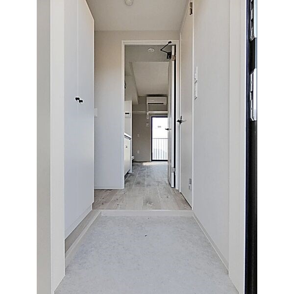 The　9th　Residence　Sakae　Side 玄関