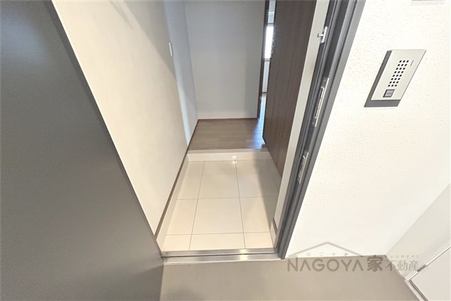 C・P・Pure隼人町 玄関