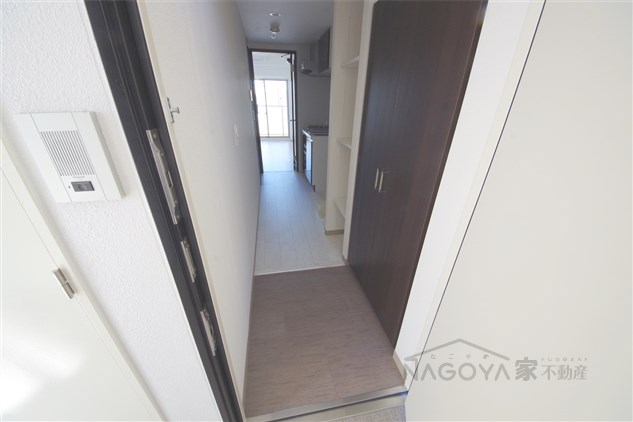 エステムコート名古屋千種グレイス 玄関