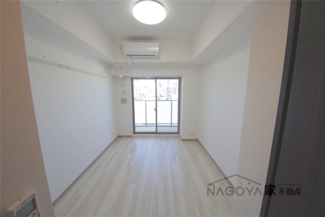 エステムコート名古屋千種グレイス リビング