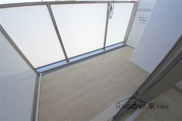 エステムコート名古屋千種グレイス ベランダ