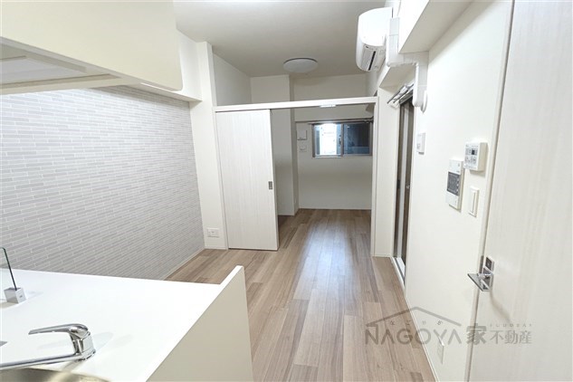 プレサンス今池駅前フェルディノ リビング