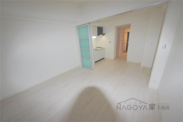 プレサンス名駅南エディフィス リビング