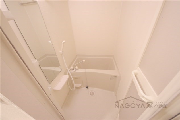 プレサンス名駅南エディフィス 風呂画像