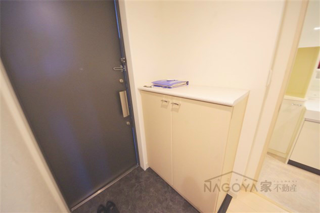 パークアクシス丸の内 玄関