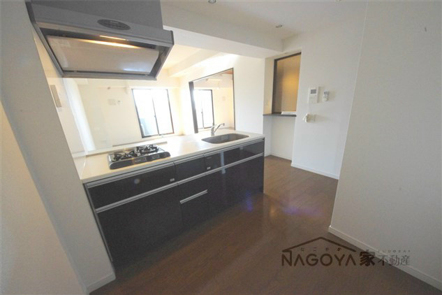 グラヴィス鶴舞 キッチン