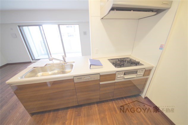 プレサンスロジェ熱田六番町 キッチン