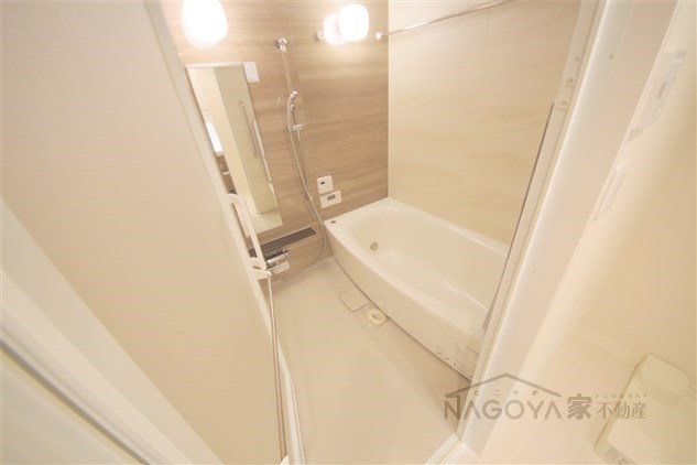 プレサンスロジェ熱田六番町 風呂画像