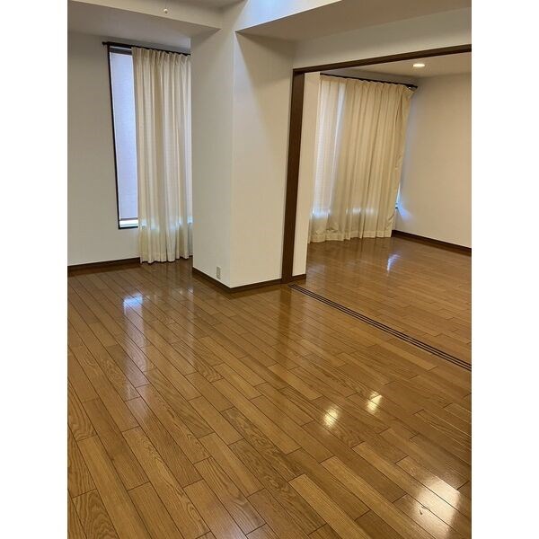 ニュークレス リビング