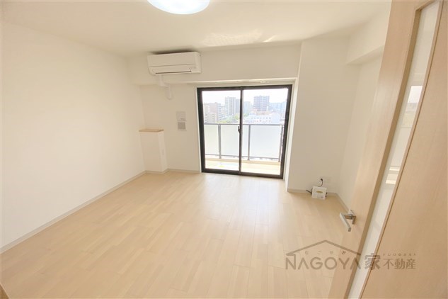 プレイズシード瑞穂通 リビング