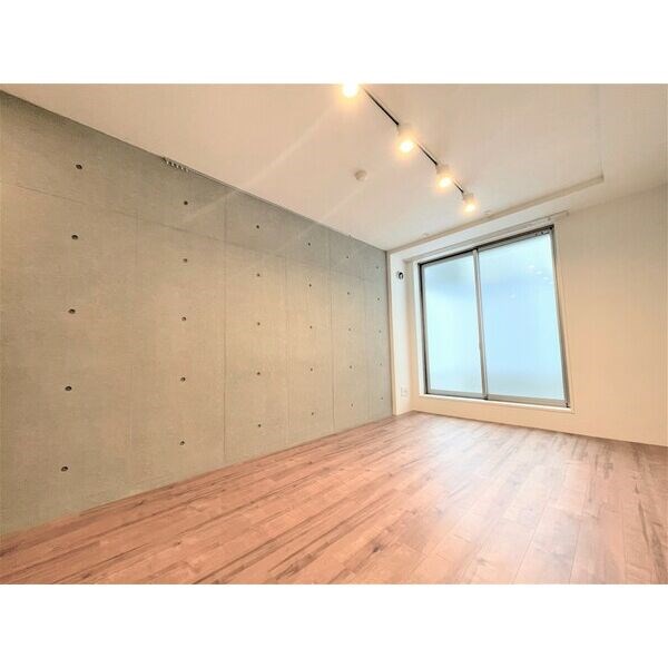 quador今池EAST リビング