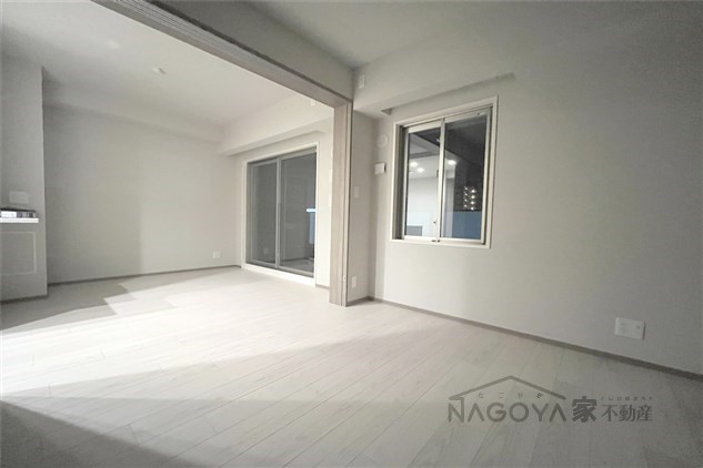 プレサンスロジェ金山ミッドゲート リビング