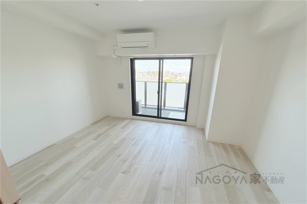 S-RESIDENCE浄心East リビング