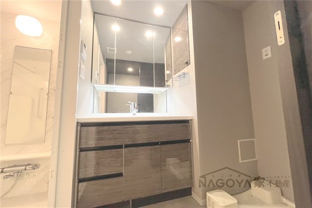 プレサンスロジェ栄パークサウス その他1