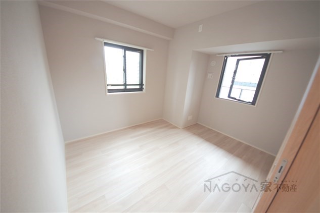 La Vita Aoi ベッドルーム