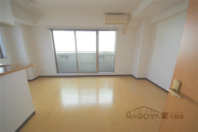 ライフステージ白壁Ⅱ リビング