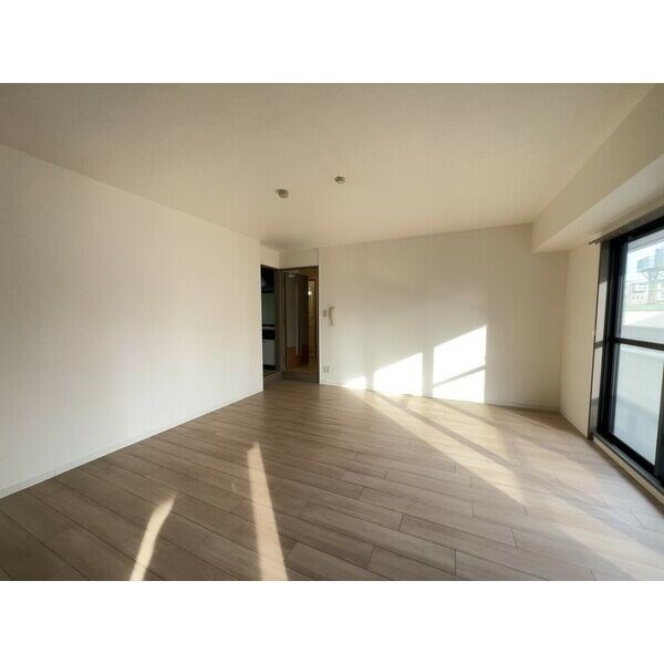 BM　TAKAOKA リビング