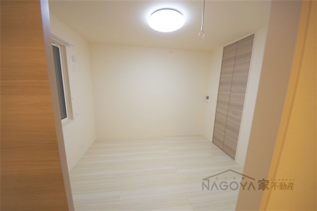 サニーコート平和 ベッドルーム