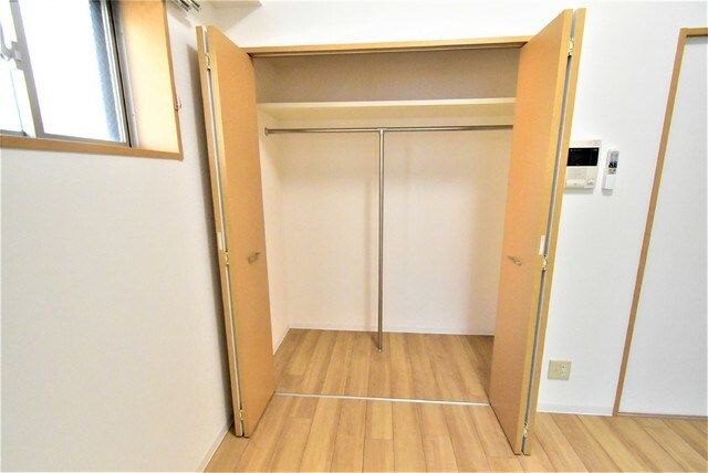 ラ・ルーシュ泉 その他3