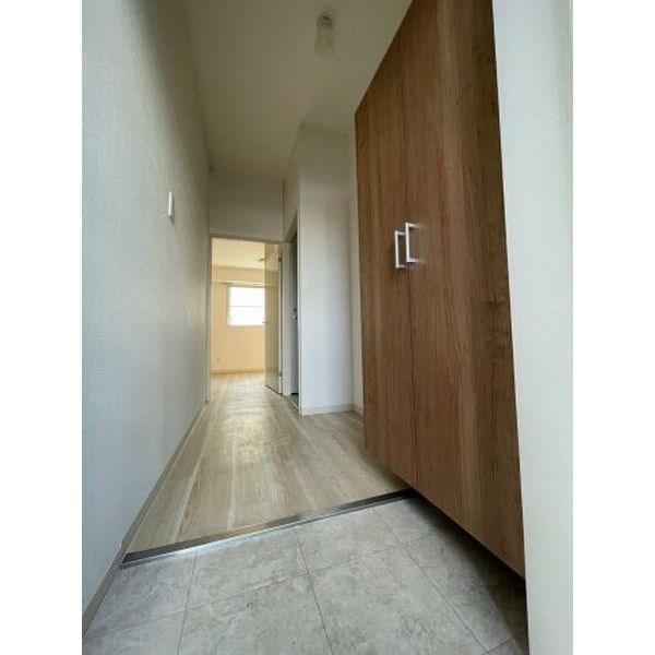 ライフステージ徳川 玄関