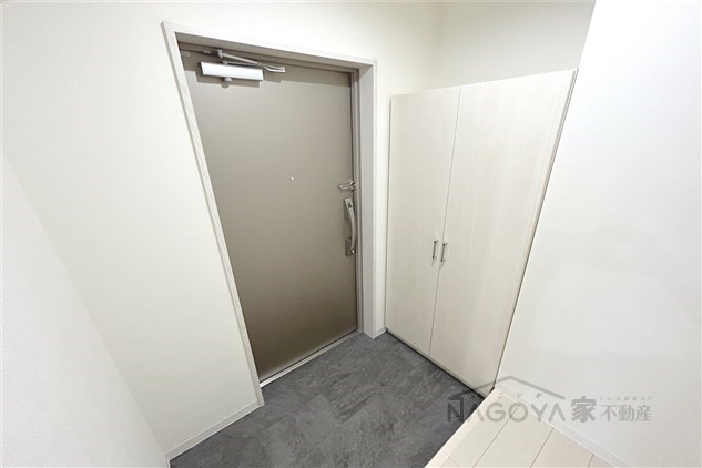 THE RESIDENCE IMAIKE EAST 玄関